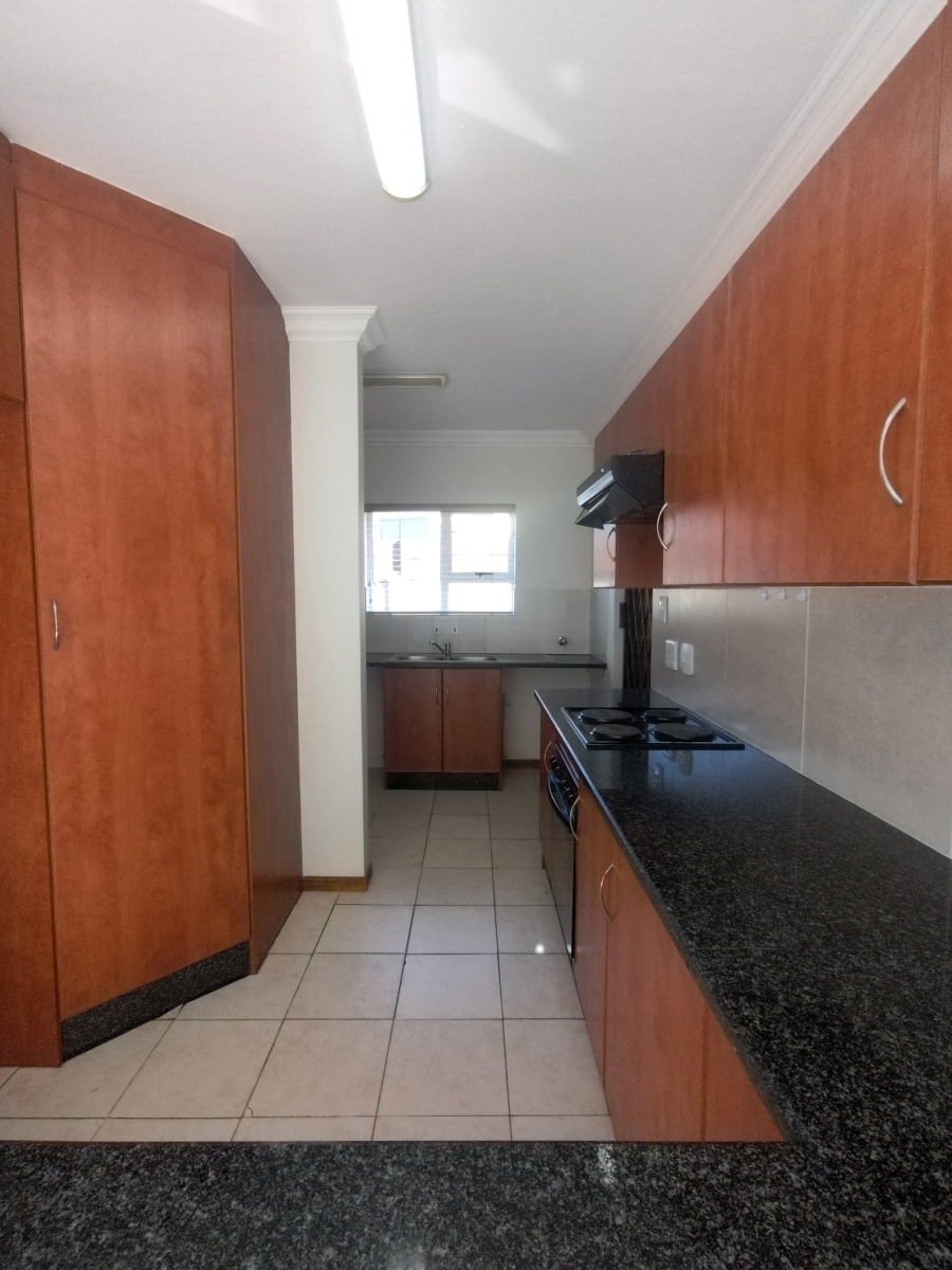 5 Bedroom Property for Sale in Wavecrest Eastern Cape